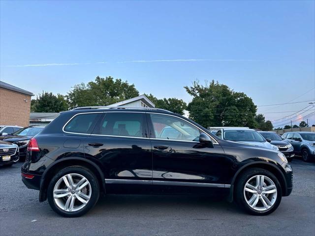 used 2013 Volkswagen Touareg car, priced at $11,995