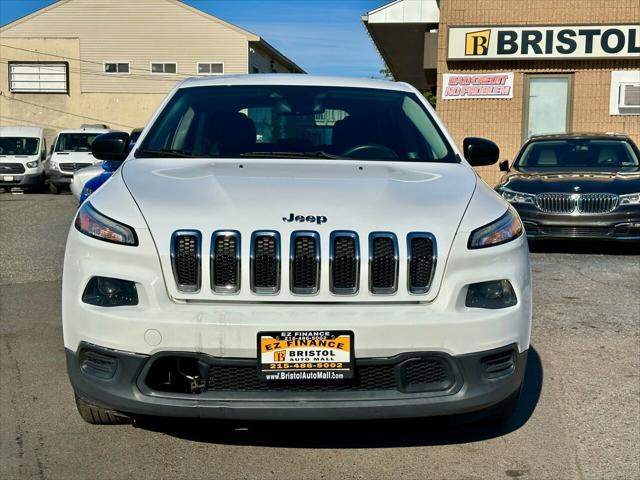 used 2014 Jeep Cherokee car, priced at $9,995