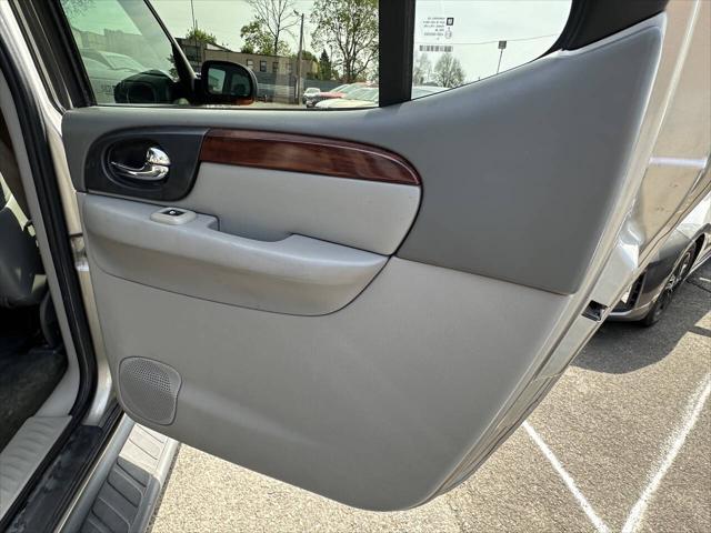 used 2003 GMC Envoy XL car, priced at $5,995