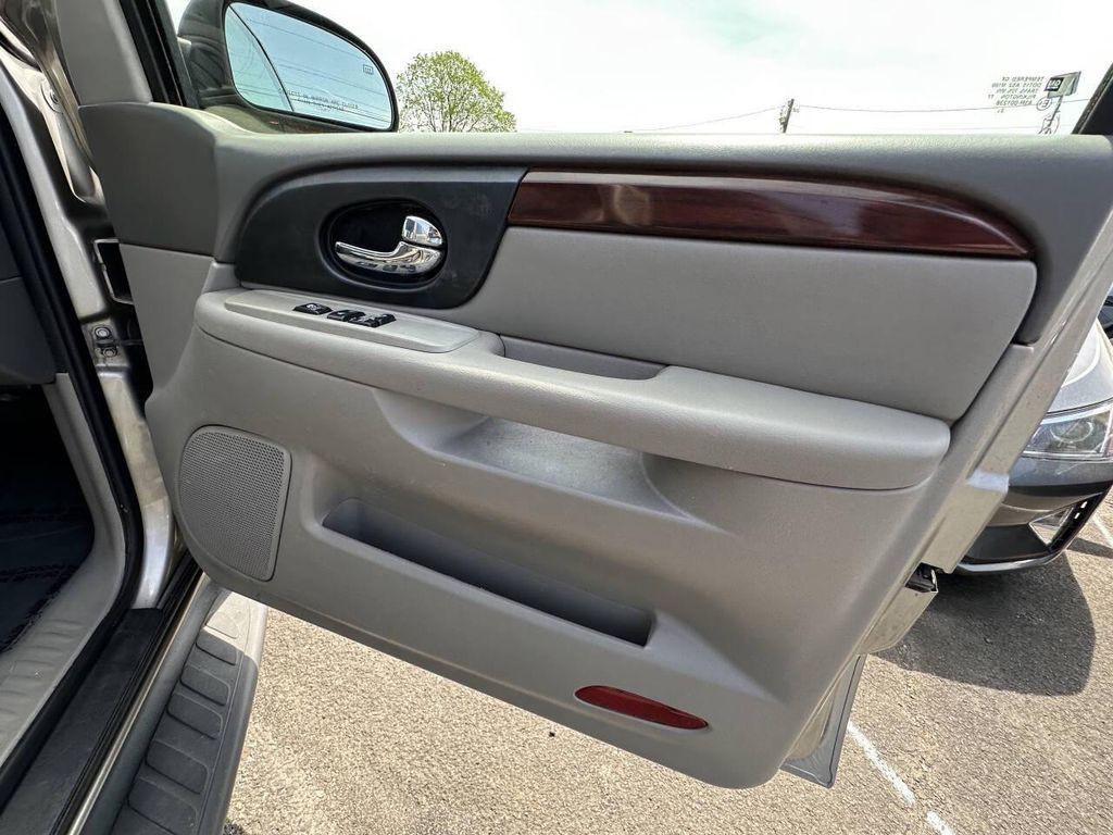 used 2003 GMC Envoy XL car, priced at $5,995