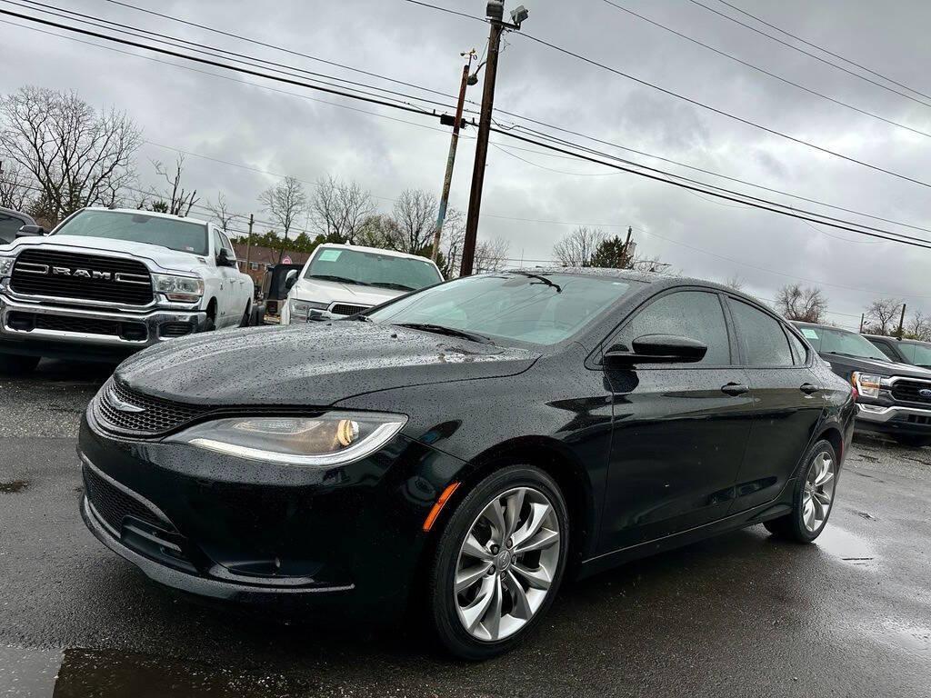 used 2015 Chrysler 200 car, priced at $9,995