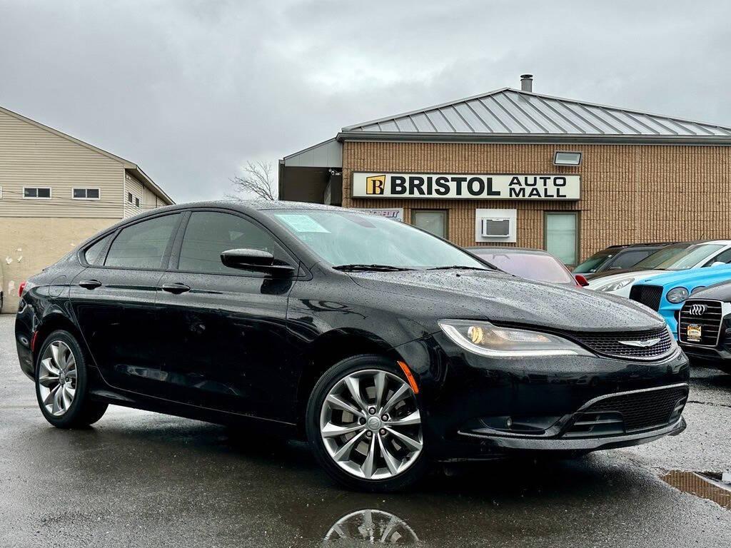 used 2015 Chrysler 200 car, priced at $9,995