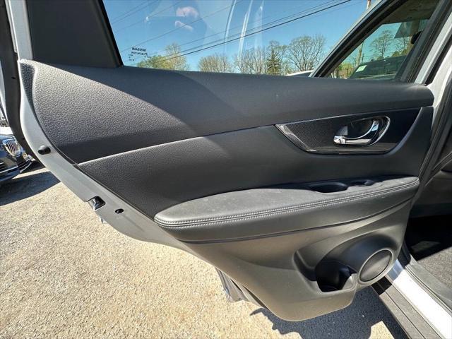 used 2014 Nissan Rogue car, priced at $11,995