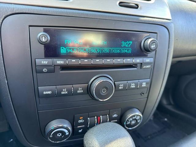 used 2006 Chevrolet Monte Carlo car, priced at $5,995