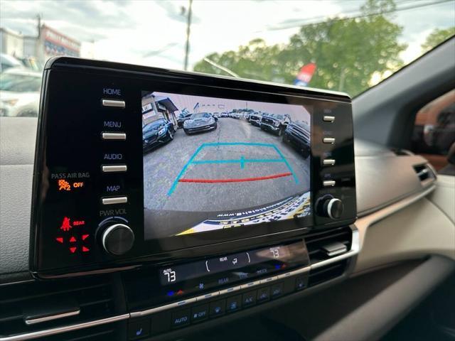 used 2023 Toyota Sienna car, priced at $29,995