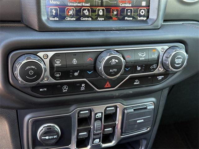 used 2023 Jeep Gladiator car, priced at $38,469