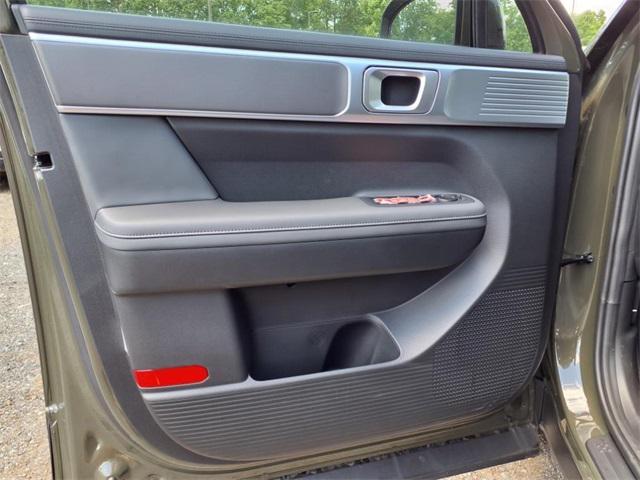 new 2025 Hyundai Santa Fe car, priced at $35,775