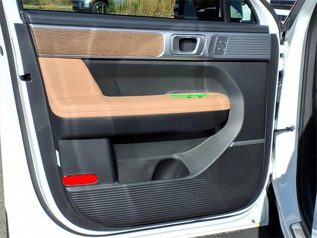 new 2026 Hyundai SANTA FE HEV car, priced at $47,175