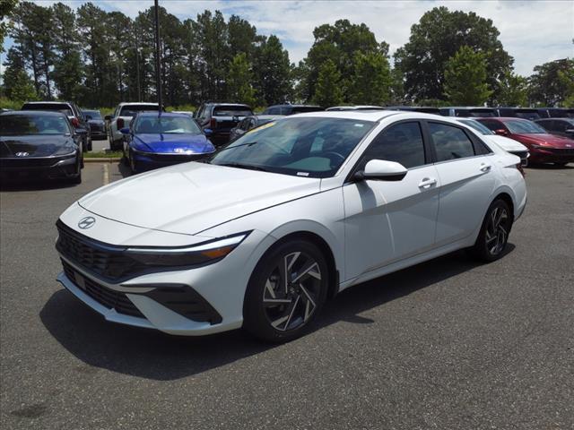 new 2024 Hyundai Elantra car, priced at $25,022