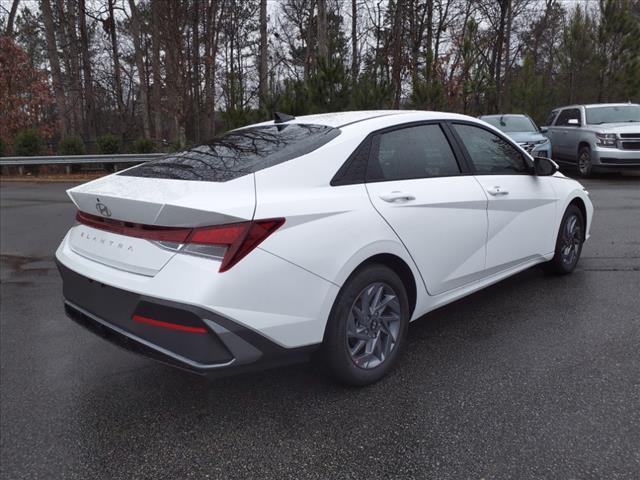 new 2024 Hyundai Elantra car, priced at $21,860