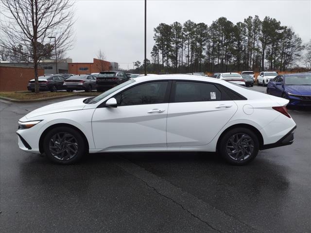 new 2024 Hyundai Elantra car, priced at $21,860