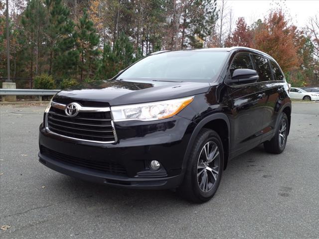 used 2016 Toyota Highlander car, priced at $17,236