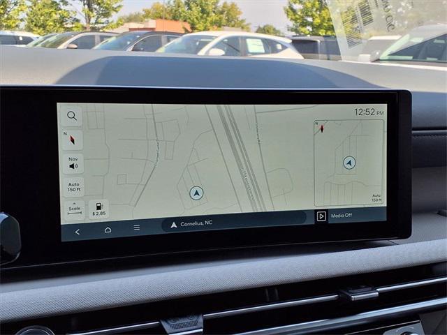 new 2025 Hyundai TUCSON Hybrid car, priced at $40,745