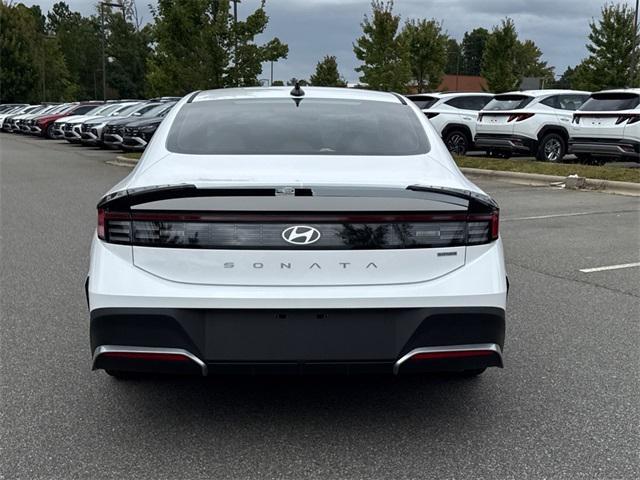 new 2026 Hyundai Sonata Hybrid car, priced at $31,140