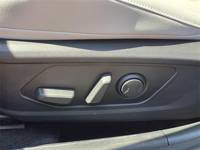 new 2025 Hyundai Elantra car, priced at $26,695