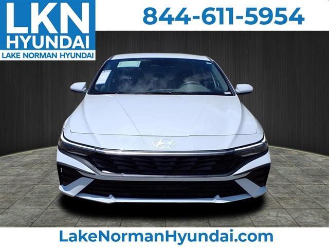 new 2025 Hyundai Elantra car, priced at $23,760