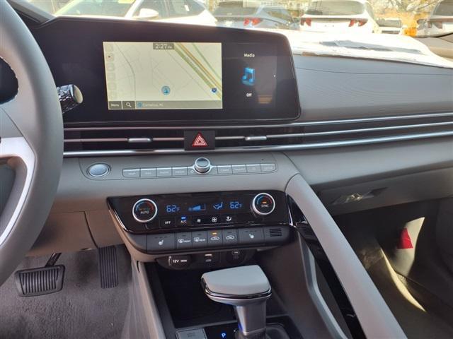 new 2025 Hyundai Elantra car, priced at $23,760