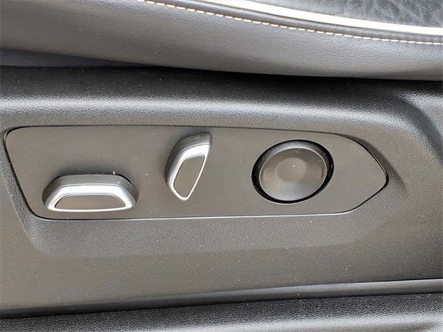 used 2022 Cadillac Escalade ESV car, priced at $51,467