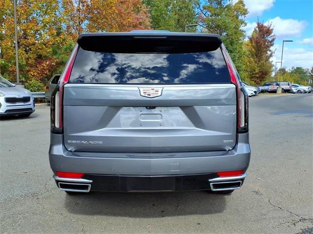 used 2022 Cadillac Escalade ESV car, priced at $51,467