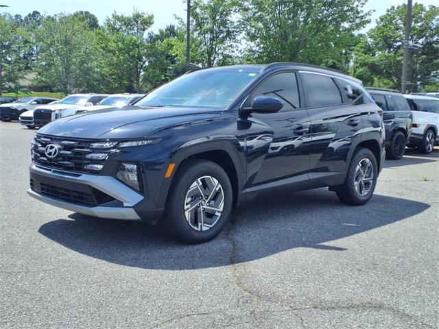 new 2025 Hyundai TUCSON Hybrid car, priced at $34,215