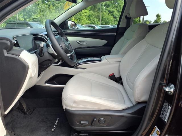 new 2024 Hyundai TUCSON Hybrid car, priced at $33,911