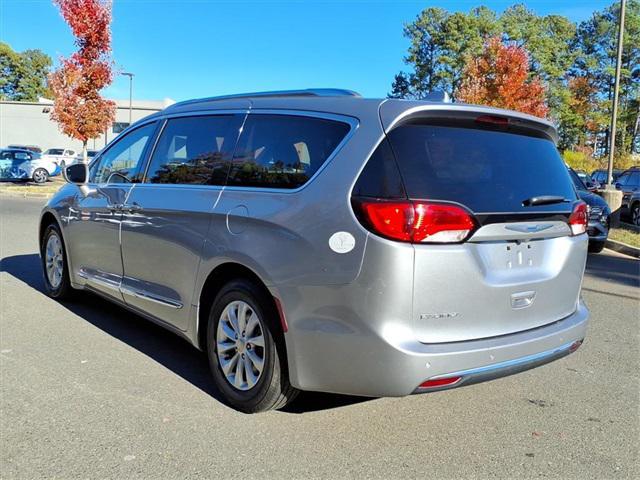 used 2018 Chrysler Pacifica car, priced at $11,953