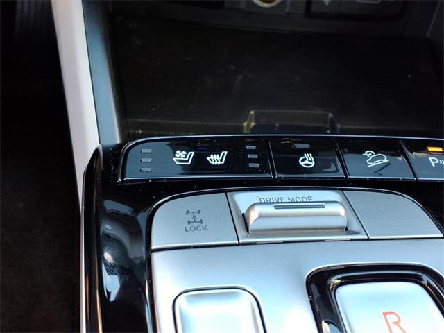 used 2024 Hyundai TUCSON Hybrid car, priced at $32,875