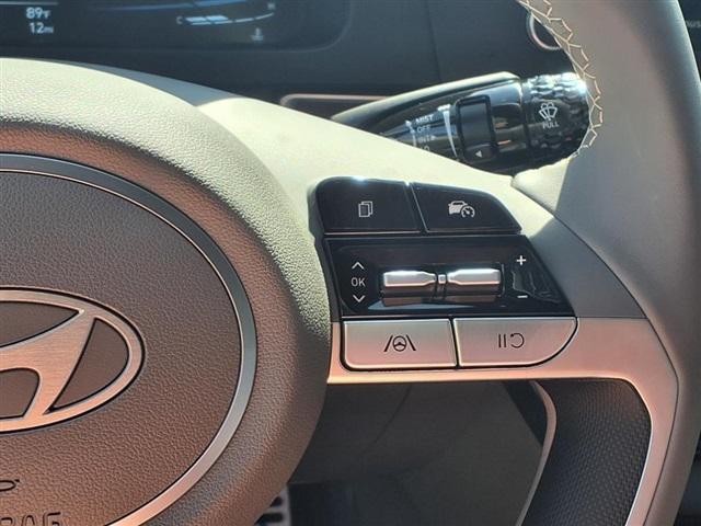 new 2025 Hyundai Elantra car, priced at $23,060