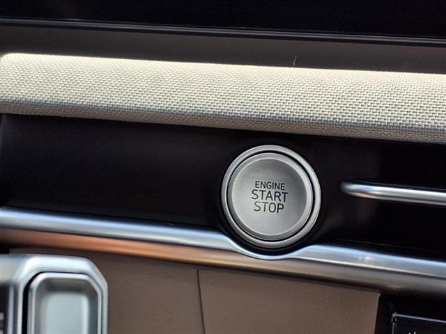 new 2025 Hyundai TUCSON Hybrid car, priced at $40,740