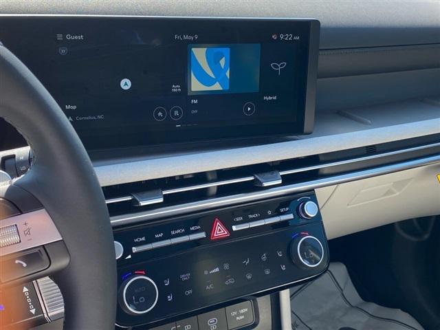 new 2025 Hyundai TUCSON Hybrid car, priced at $40,740