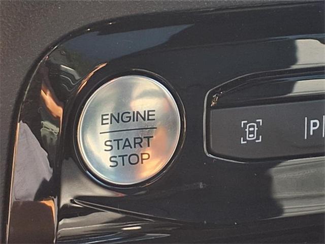used 2023 Ford Escape car, priced at $25,624