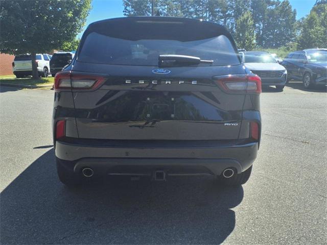 used 2023 Ford Escape car, priced at $25,624