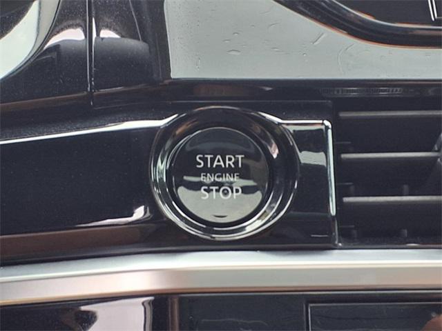 used 2025 Nissan Pathfinder car, priced at $43,567