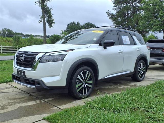 used 2025 Nissan Pathfinder car, priced at $43,567