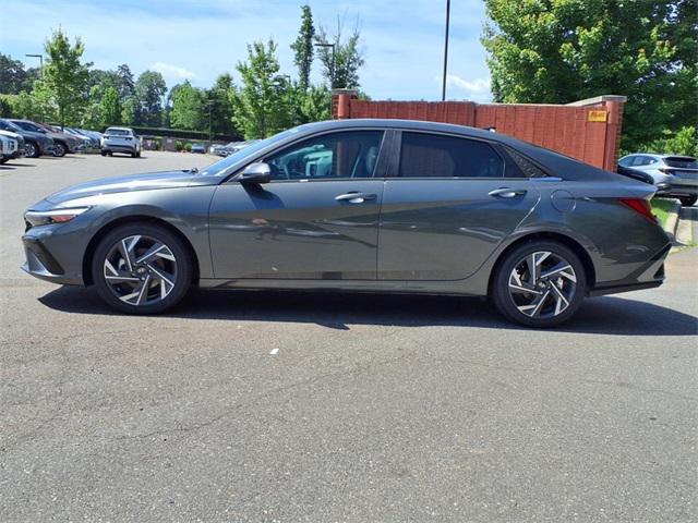 new 2025 Hyundai Elantra car, priced at $26,603