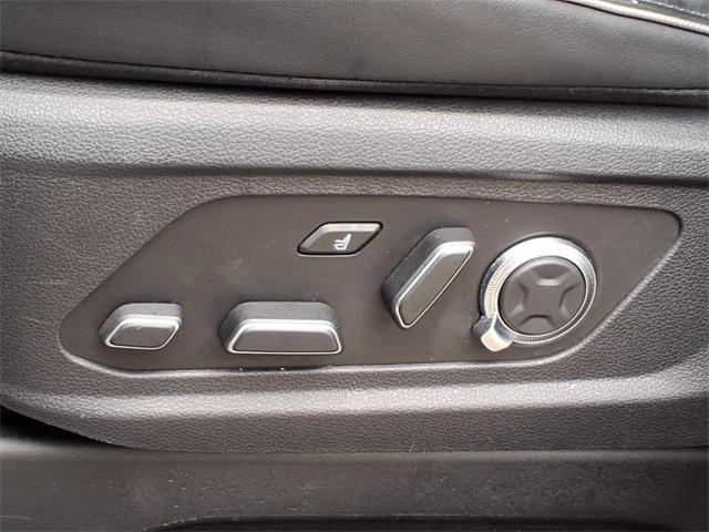 used 2024 Hyundai Palisade car, priced at $37,274