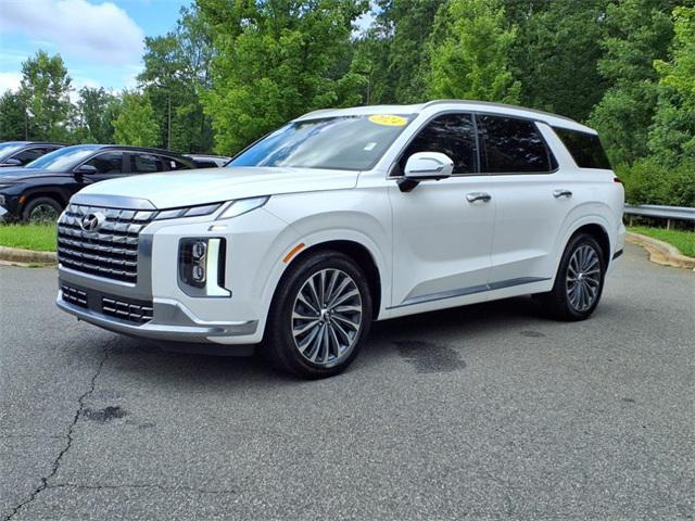 used 2024 Hyundai Palisade car, priced at $37,274