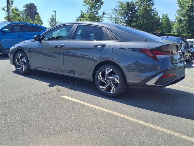 new 2025 Hyundai Elantra car, priced at $23,085