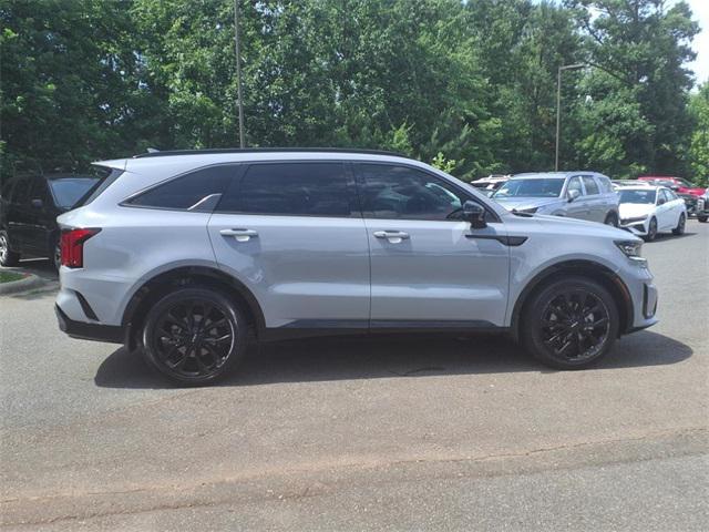 used 2023 Kia Sorento car, priced at $31,870