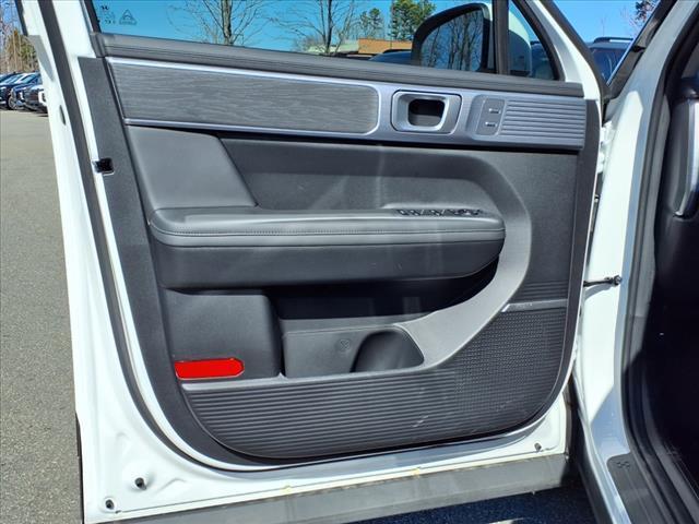 new 2025 Hyundai Santa Fe car, priced at $47,149