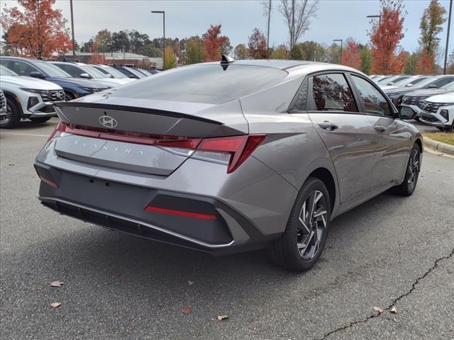 new 2025 Hyundai Elantra car, priced at $23,434