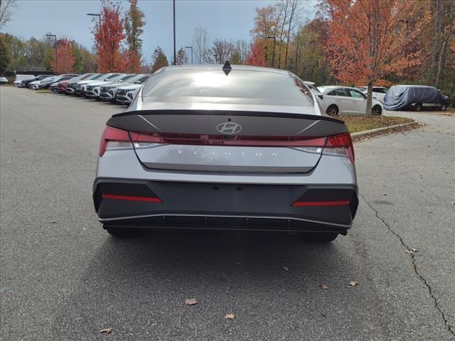 new 2025 Hyundai Elantra car, priced at $23,434