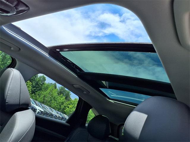 new 2025 Hyundai TUCSON Hybrid car, priced at $35,821