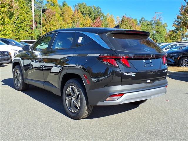 new 2026 Hyundai TUCSON Hybrid car, priced at $31,480