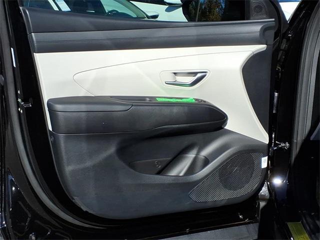 new 2026 Hyundai TUCSON Hybrid car, priced at $31,480
