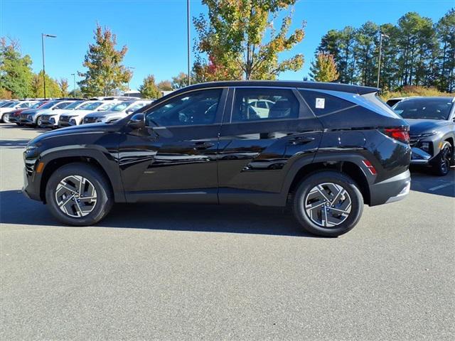new 2026 Hyundai TUCSON Hybrid car, priced at $31,480