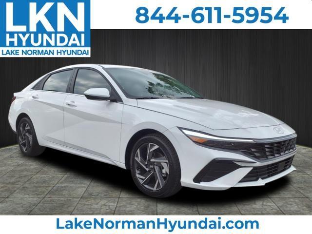 new 2024 Hyundai Elantra car, priced at $25,005