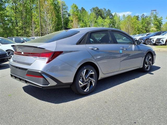 new 2025 Hyundai Elantra car, priced at $23,060