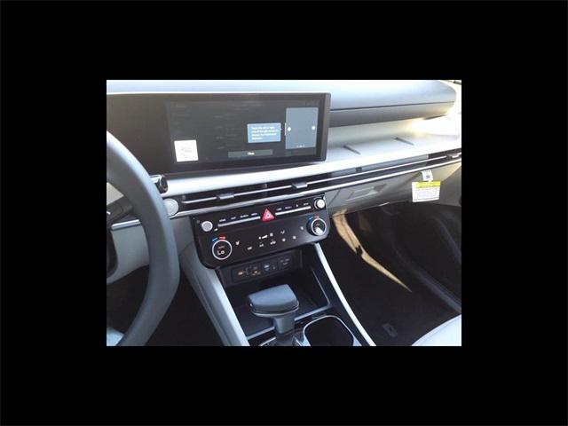 new 2025 Hyundai Tucson car, priced at $30,220