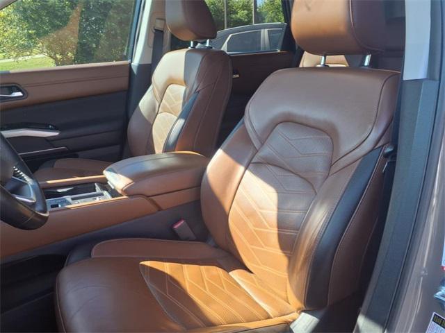 used 2023 Nissan Pathfinder car, priced at $29,246